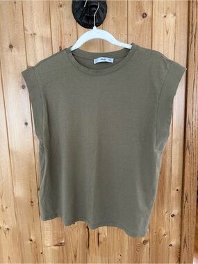 Women’s Mango (MNG) Olive Cap-Sleeve Top Size Large